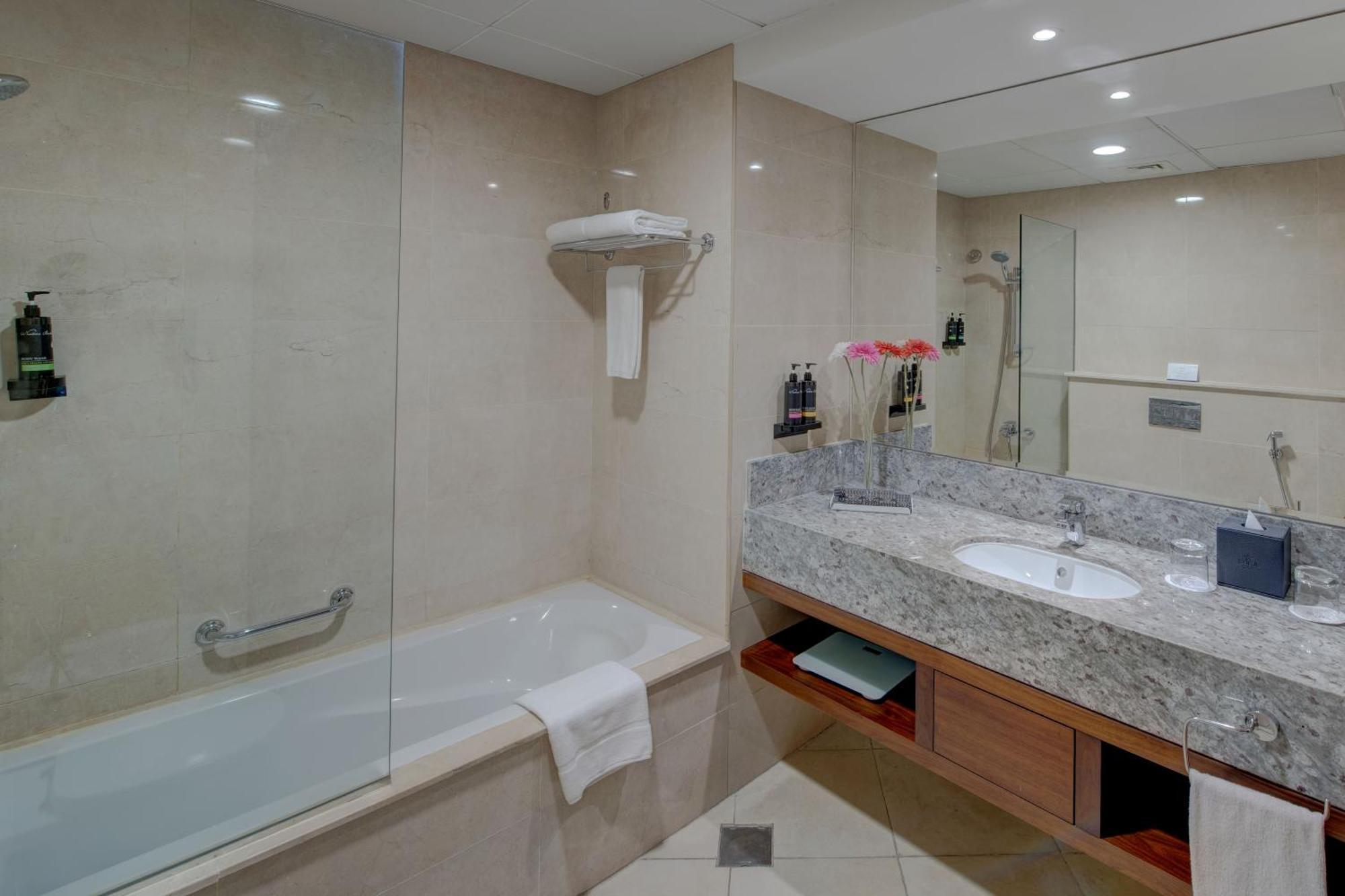 Suha Creek Hotel Apartment, Waterfront Jaddaf, Dubaj Exteriér fotografie